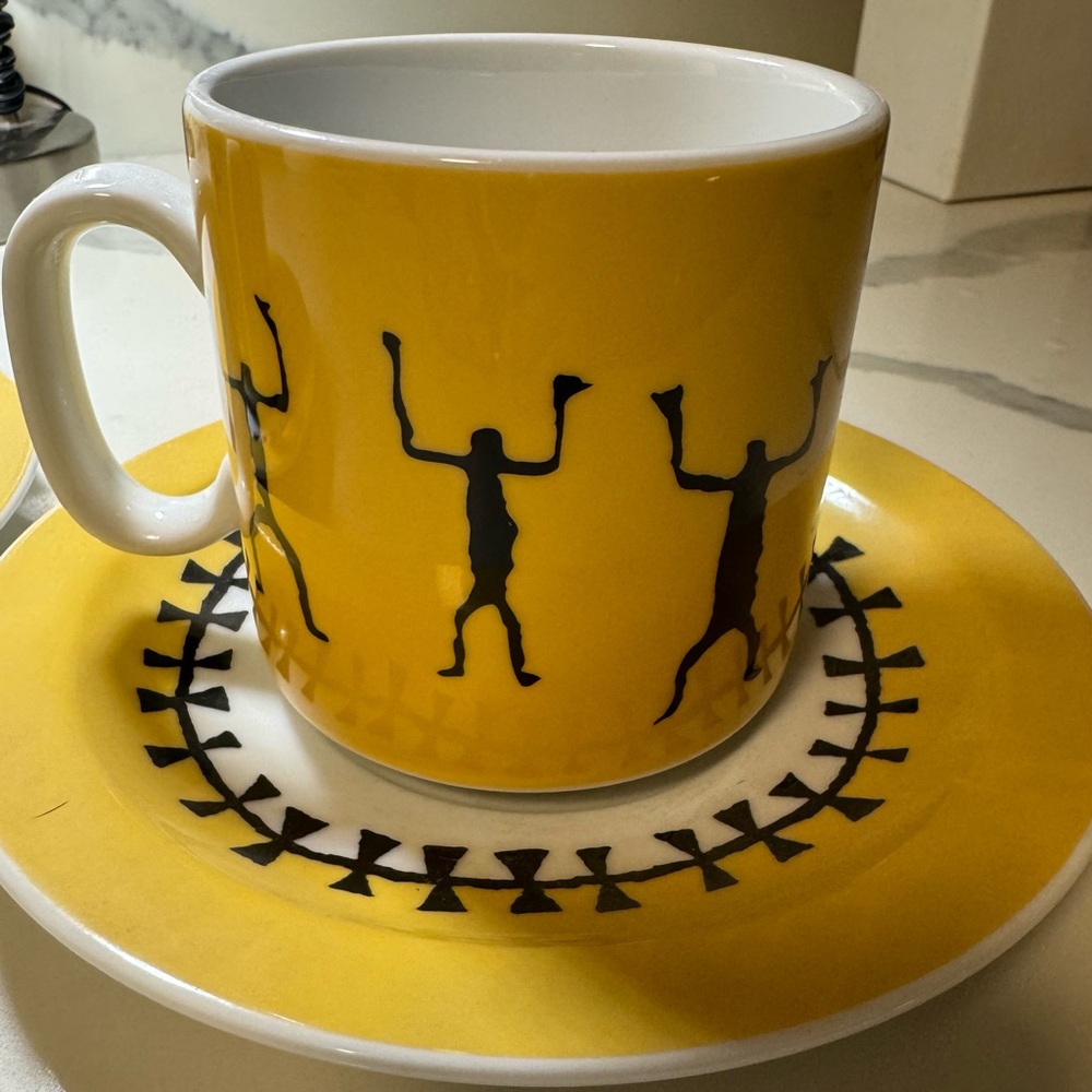 Royal Porcelain Kingdom of Thailand Coffee Cups & saucers (2) made for Club Med